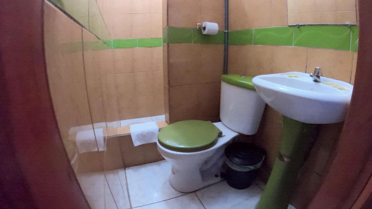 Hostal Casa Montoya バーニョス エクステリア 写真
