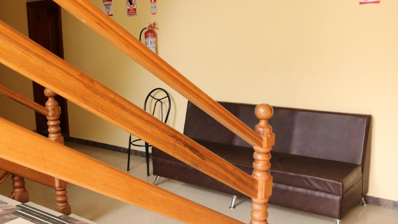 Hostal Casa Montoya バーニョス エクステリア 写真